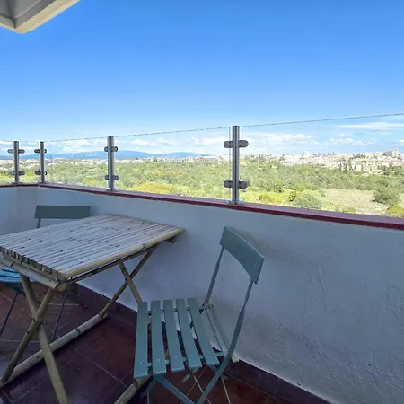 Apartment Land & Sea View